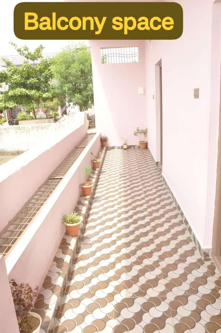 Classic Homestay Hampi Bagian luar foto